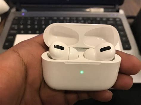 copy of apple airpods.